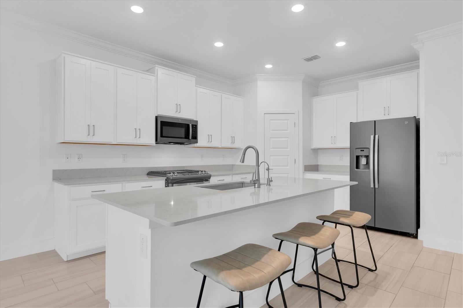 8220 ROLLING TIDES DR — photo 13