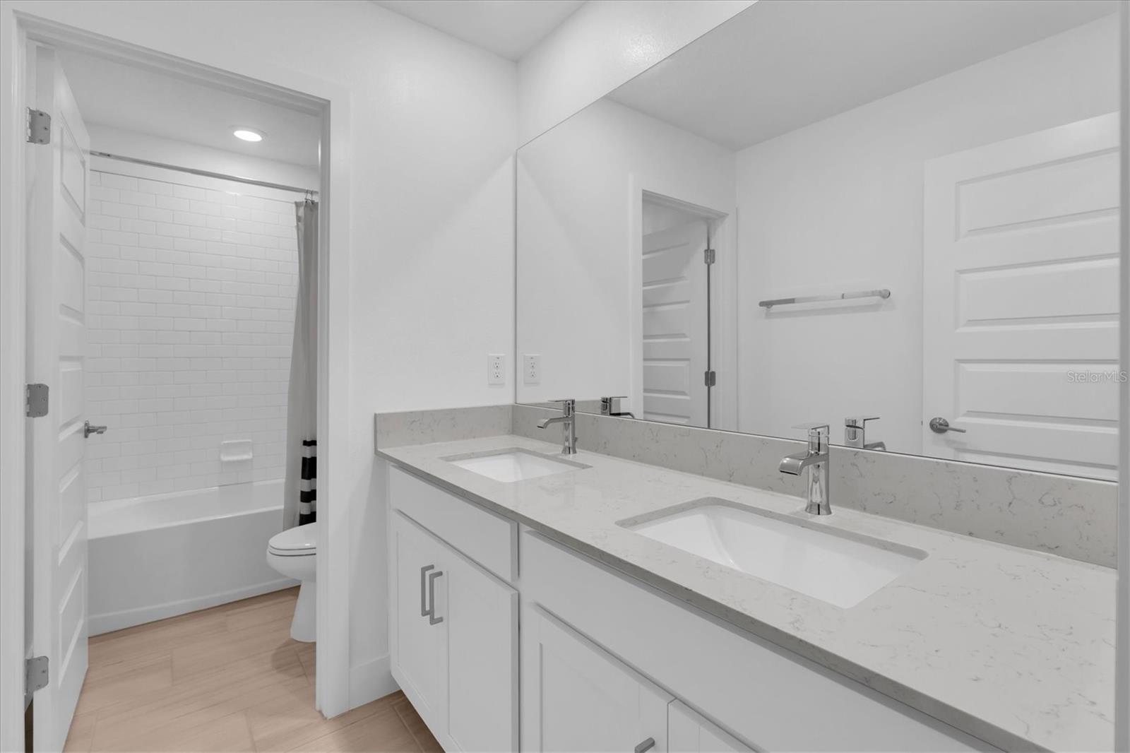 8220 ROLLING TIDES DR — photo 29