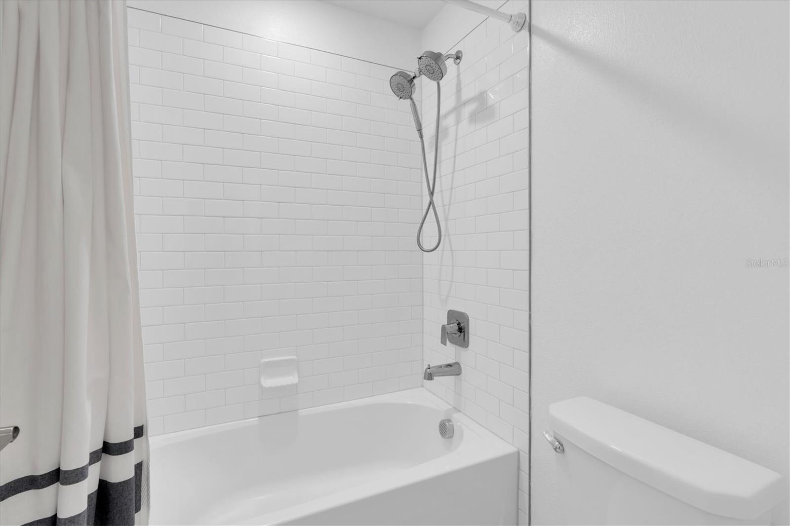 8220 ROLLING TIDES DR — photo 30