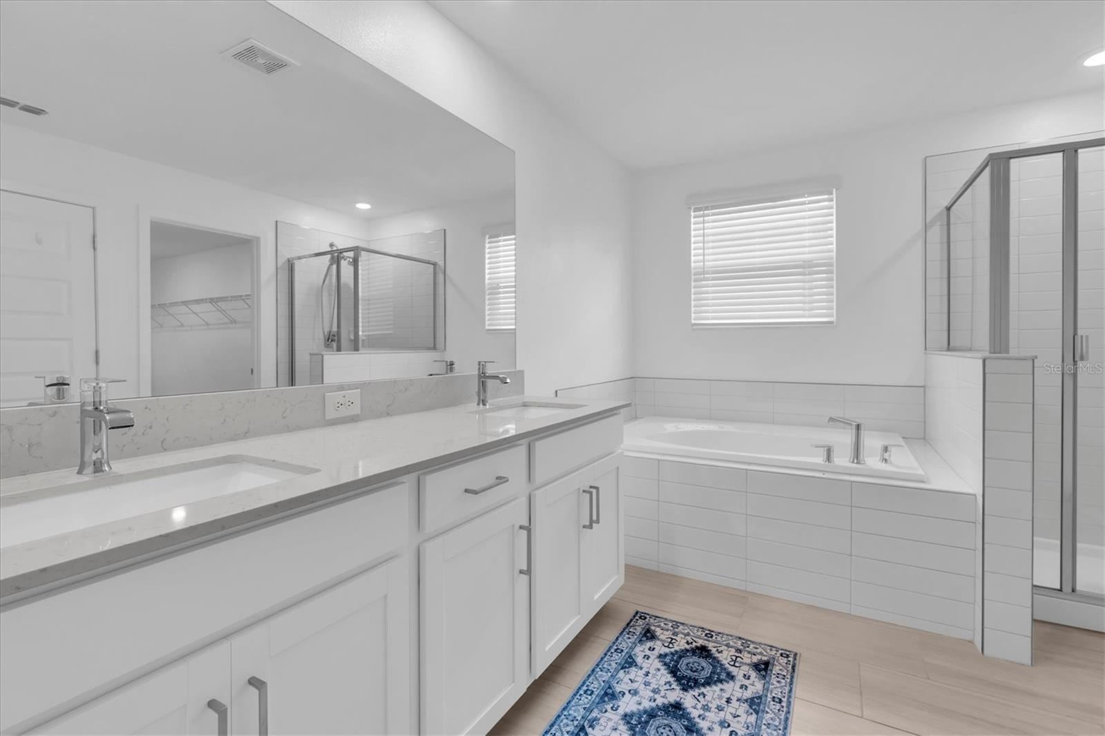 8220 ROLLING TIDES DR — photo 23