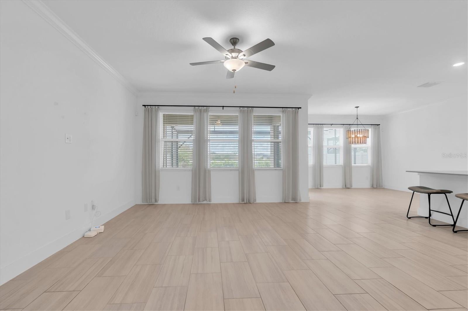 8220 ROLLING TIDES DR — photo 4