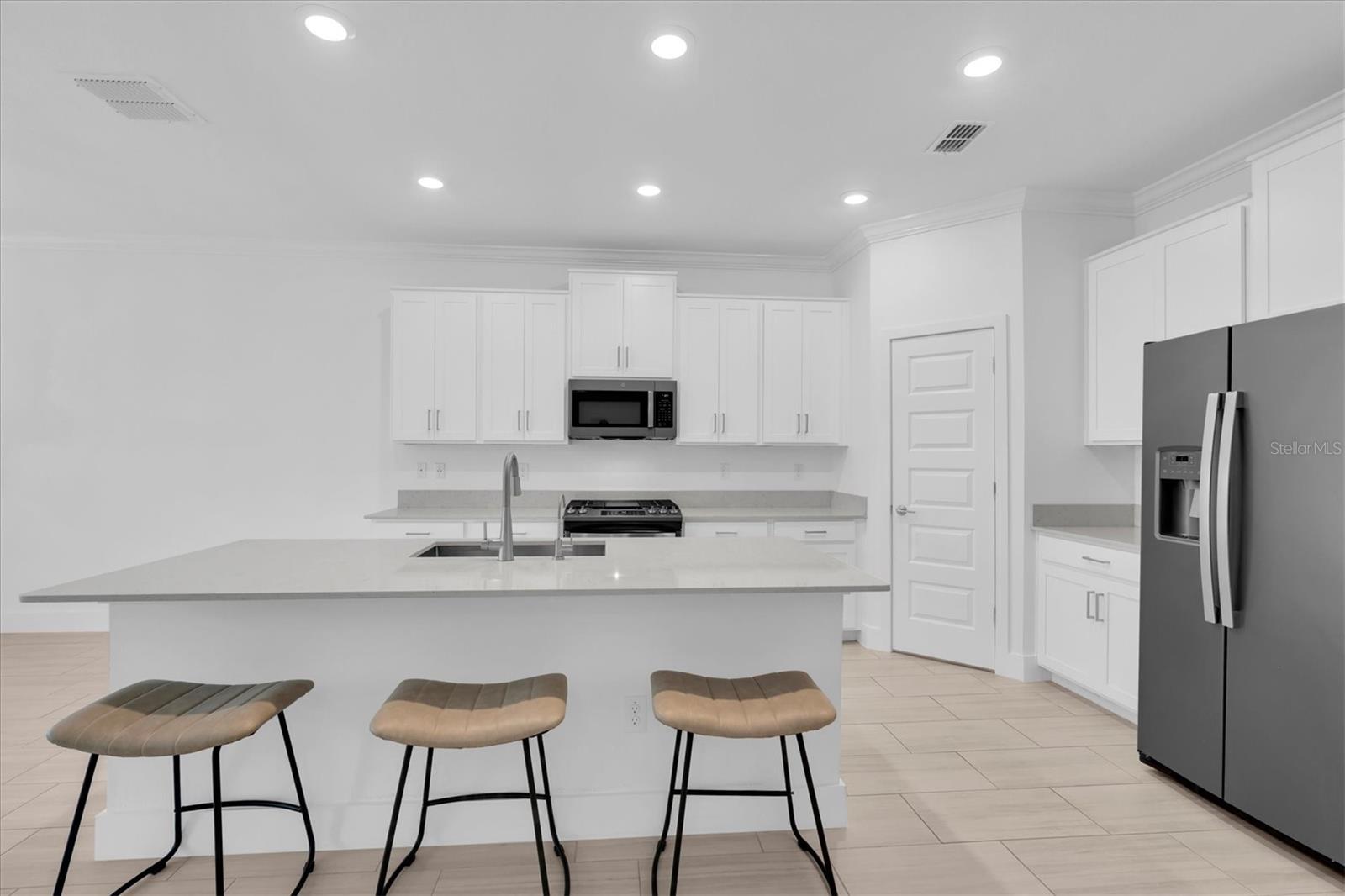 8220 ROLLING TIDES DR — photo 12