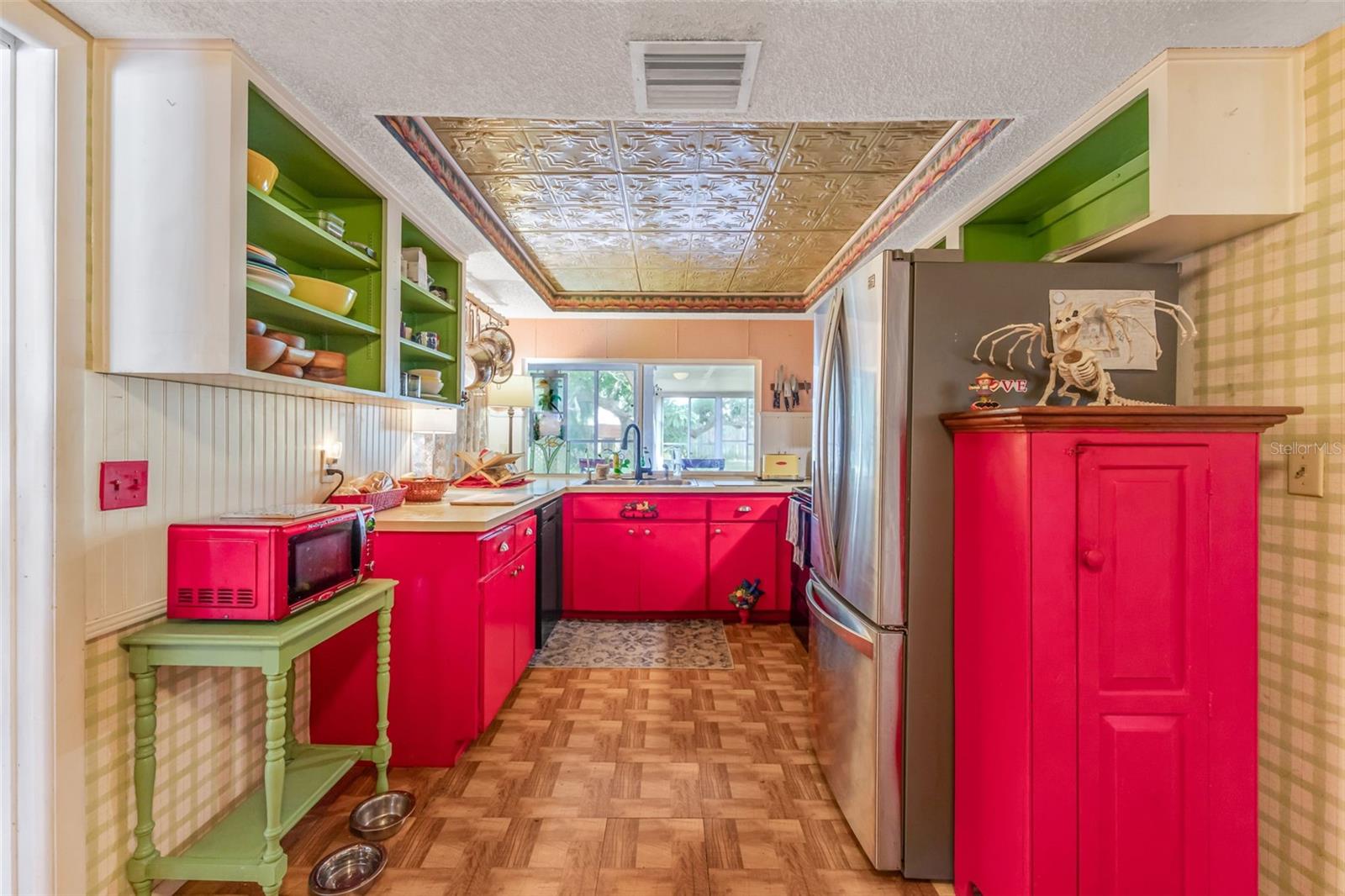 1202 ROYAL OAK DR — photo 14