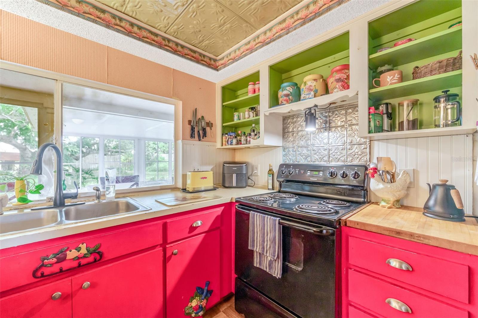 1202 ROYAL OAK DR — photo 12