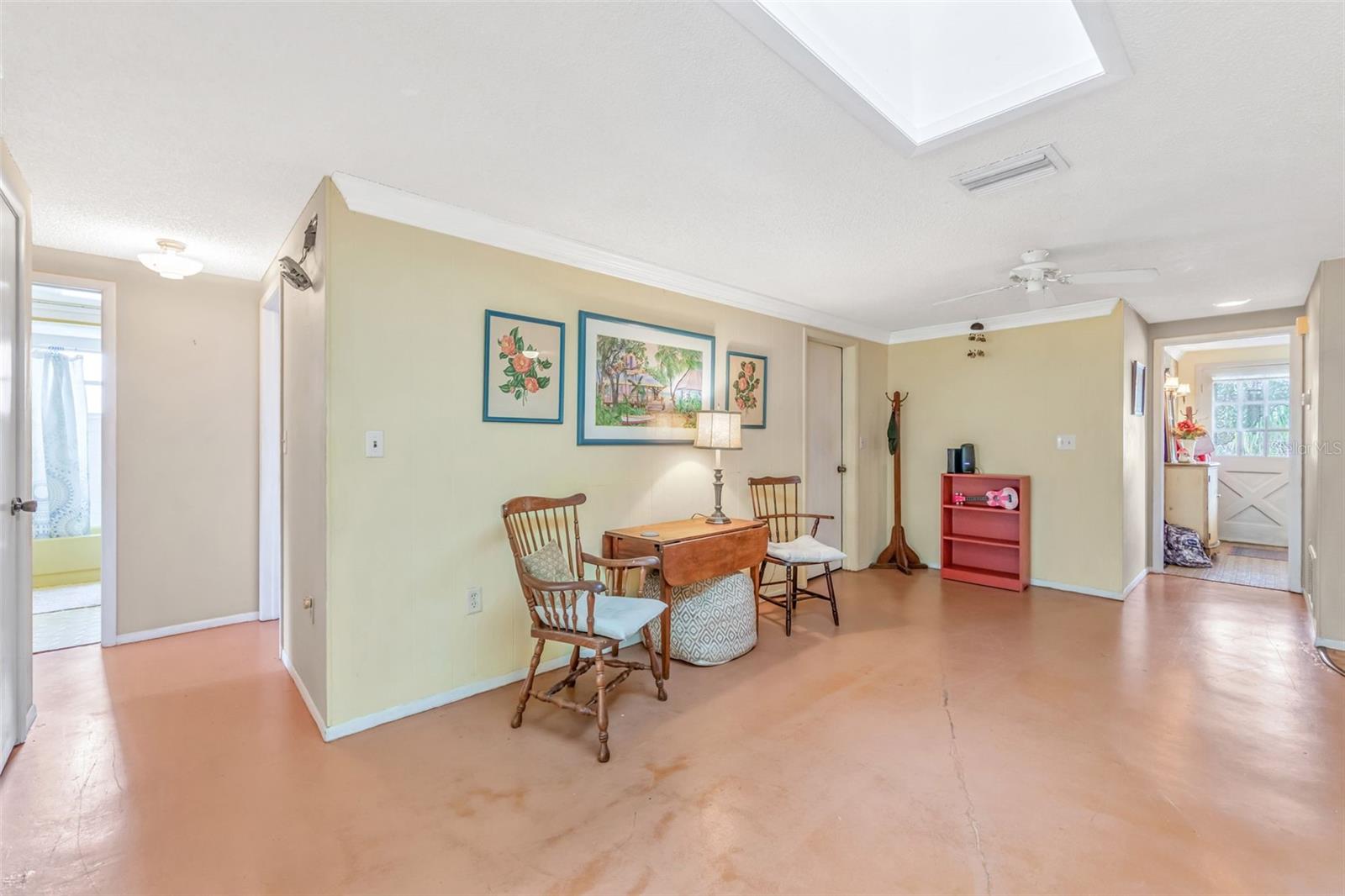 1202 ROYAL OAK DR — photo 18