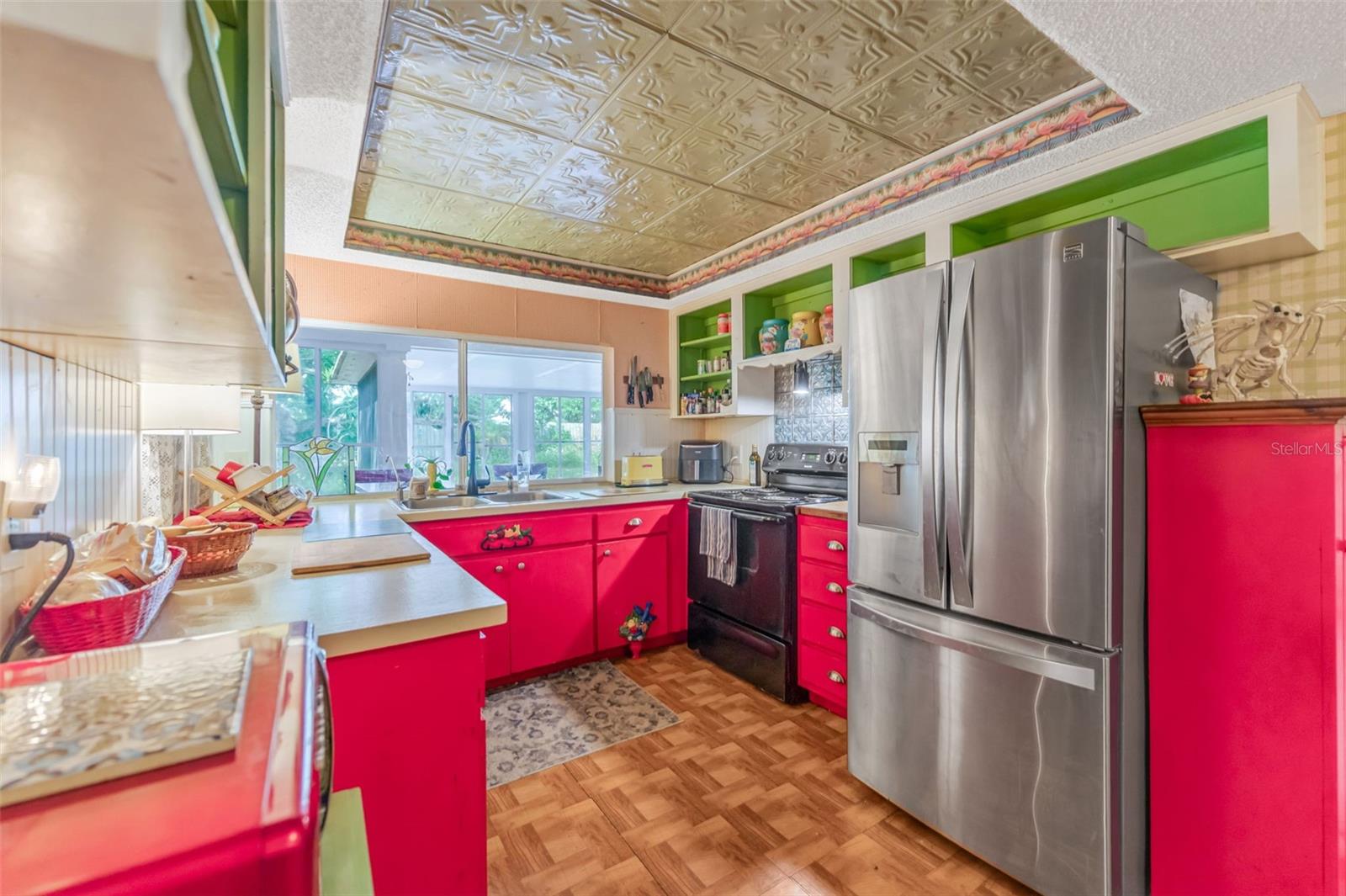 1202 ROYAL OAK DR — photo 11