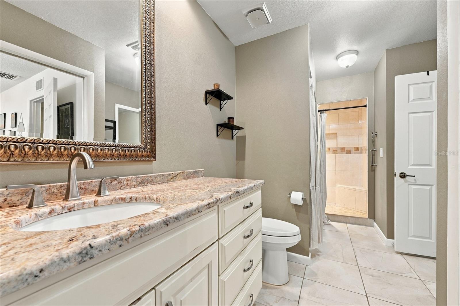 1514 CHATEAUX DE VILLE CT — photo 19