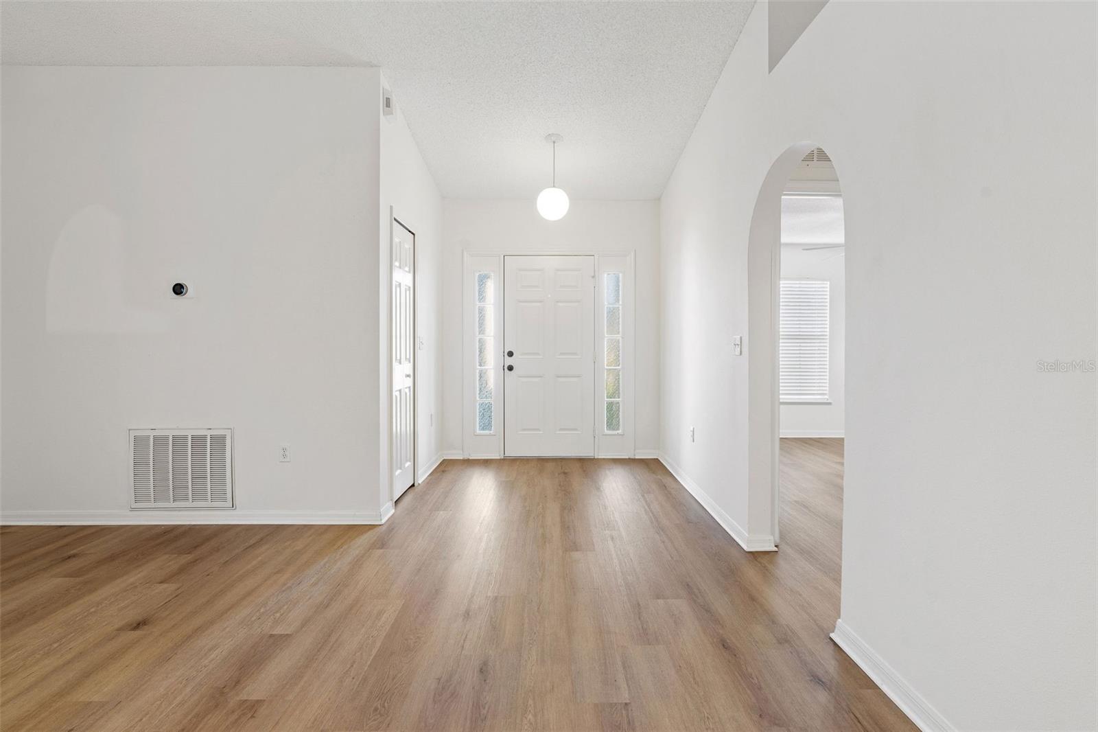 30260 BIRDHOUSE DR — photo 4