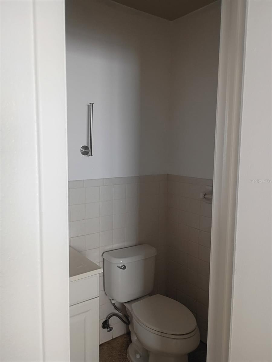 2614 N CLEVELAND ST — photo 9