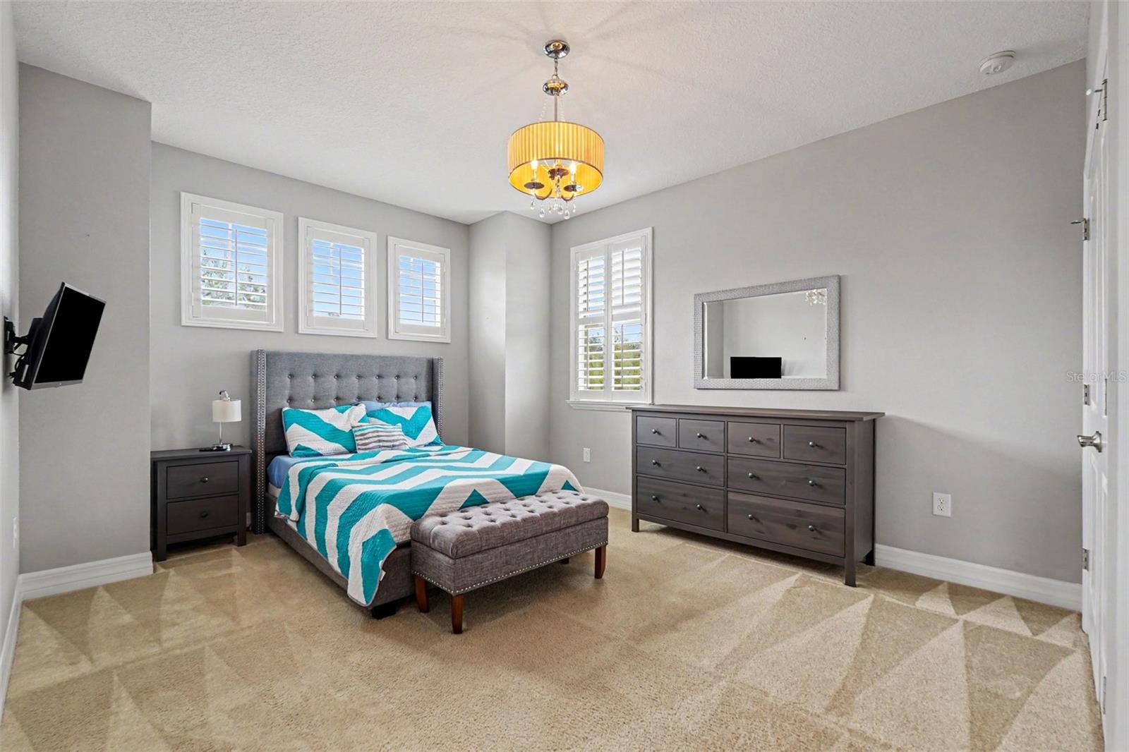 17815 DAISY FARM DR — photo 32