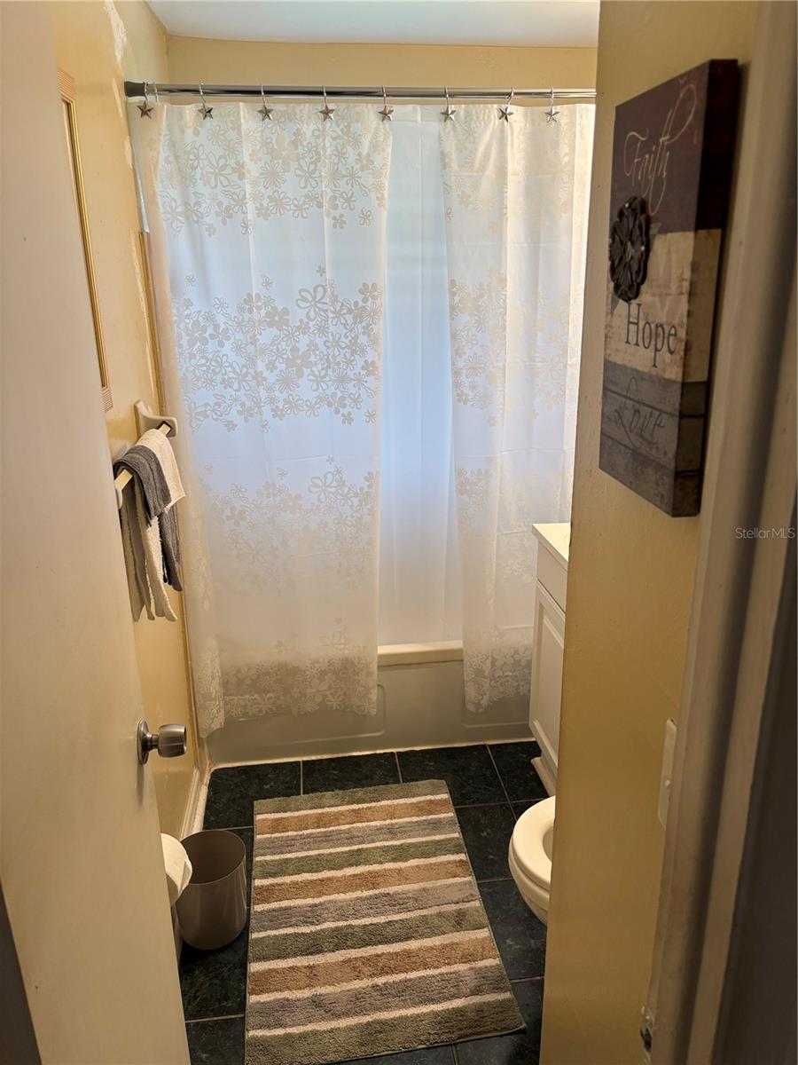 3804 CORAL DR — photo 4