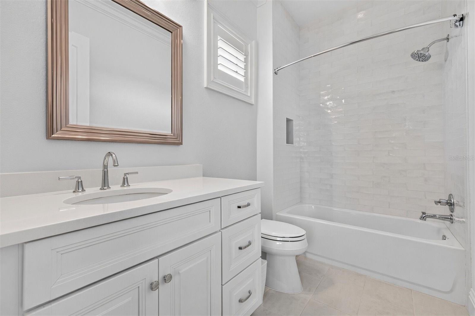 1341 MONTEREY BLVD NE — photo 27