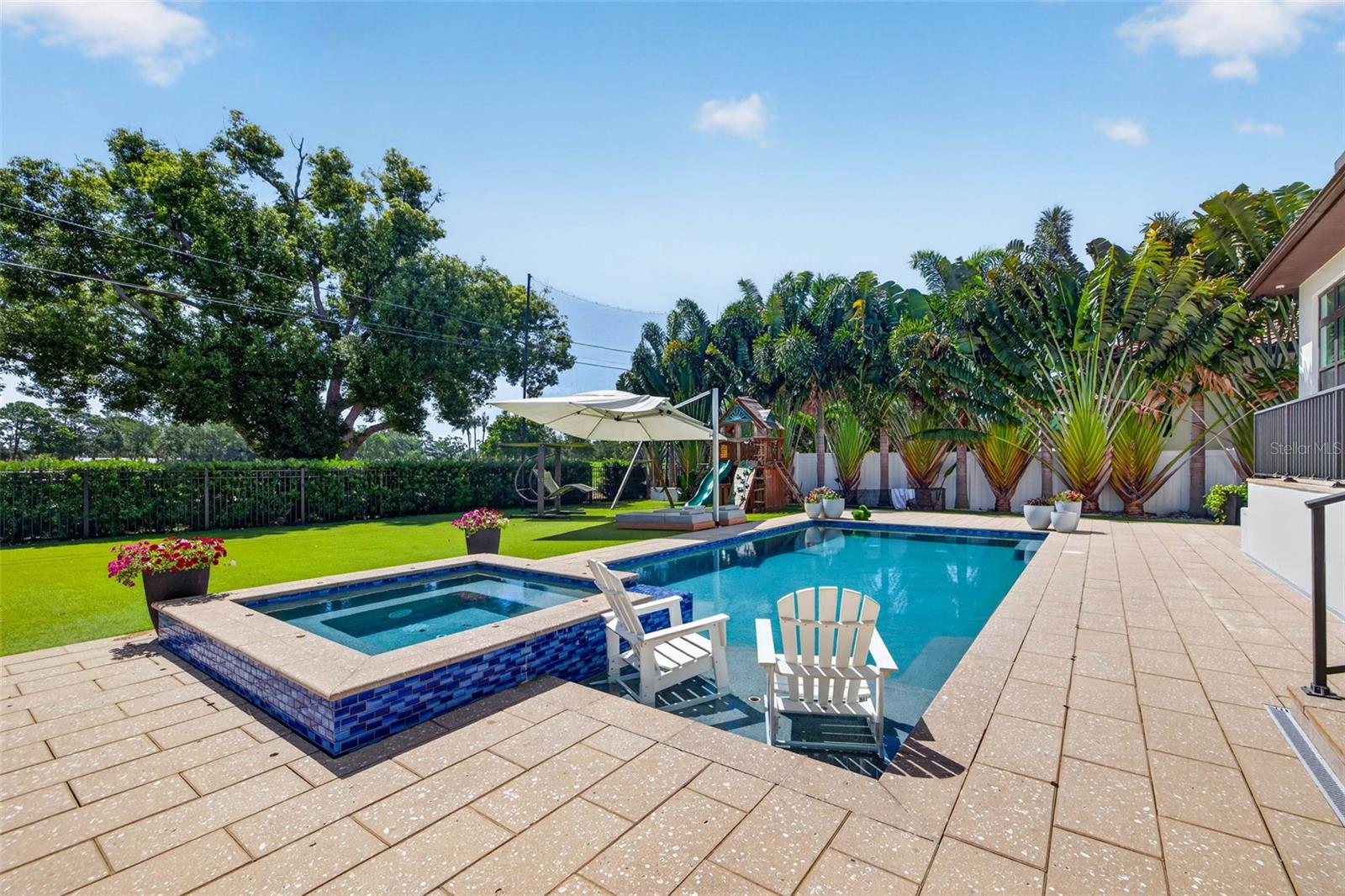 1341 MONTEREY BLVD NE — photo 41