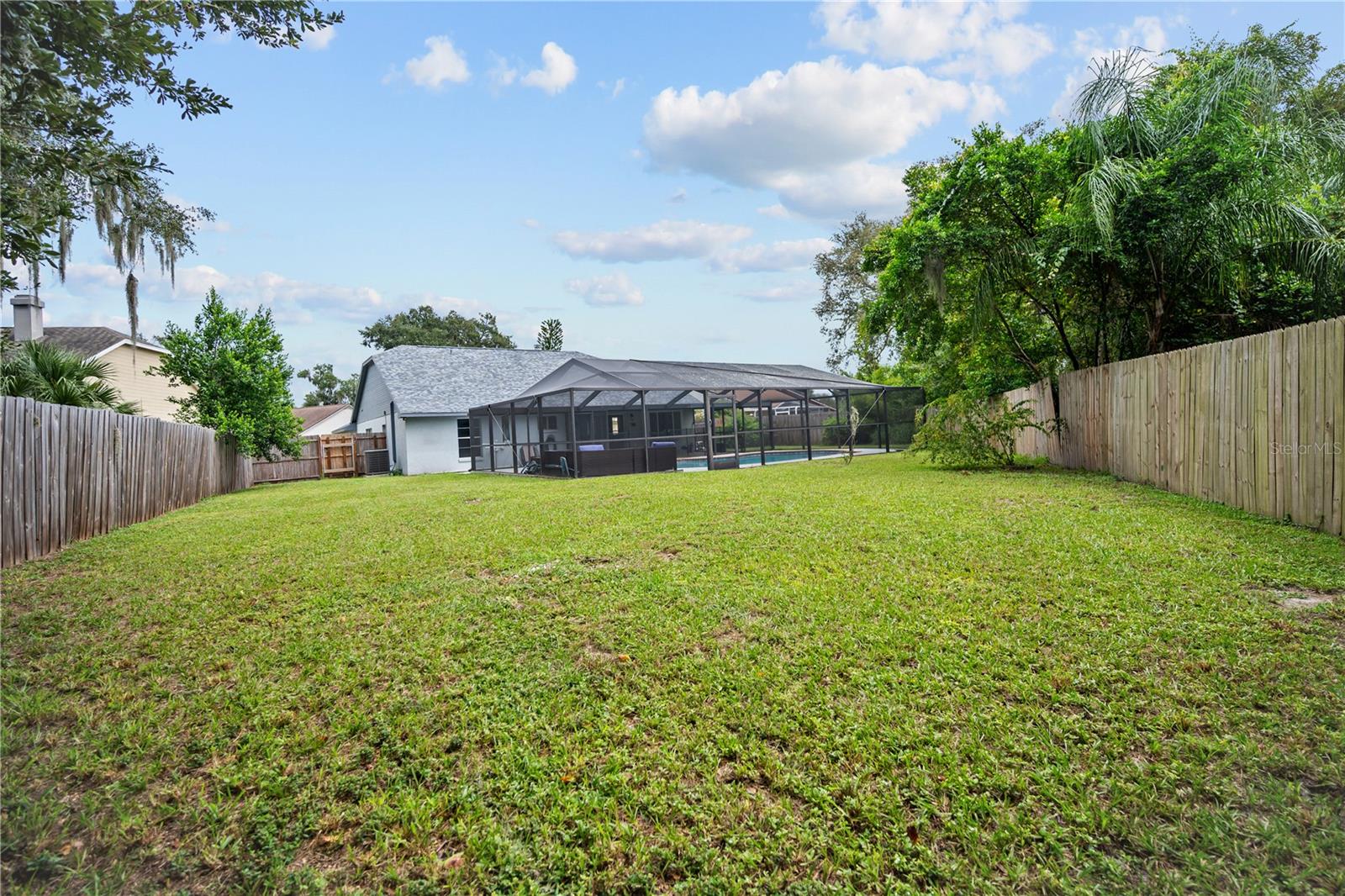 2041 SHADOW PINE DR — photo 26