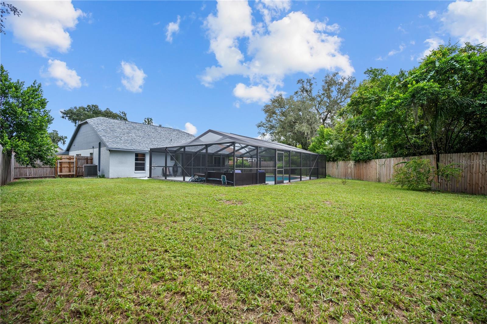 2041 SHADOW PINE DR — photo 27