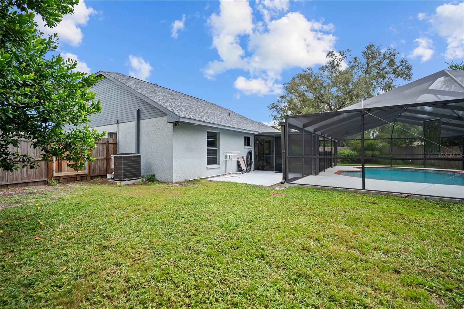 2041 SHADOW PINE DR — photo 28
