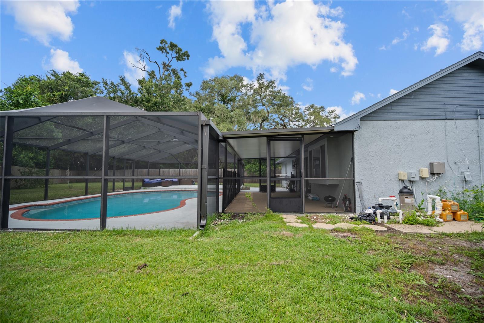 2041 SHADOW PINE DR — photo 29