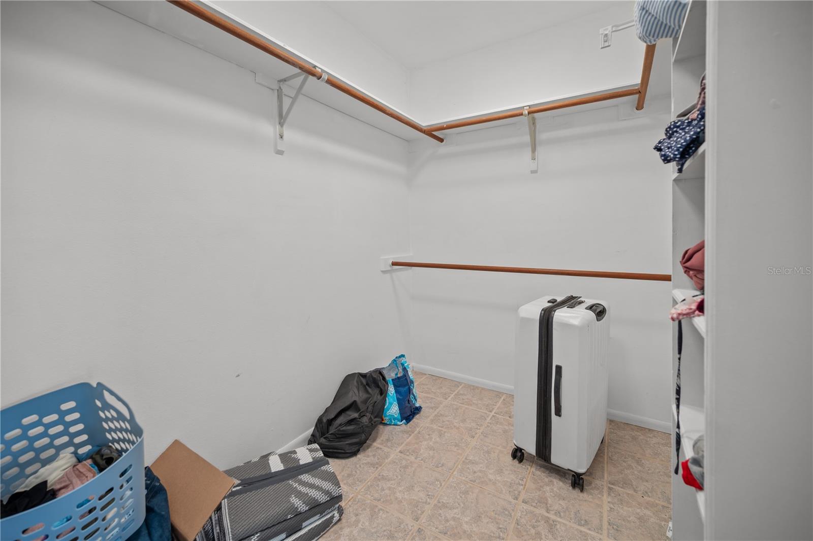 2041 SHADOW PINE DR — photo 14