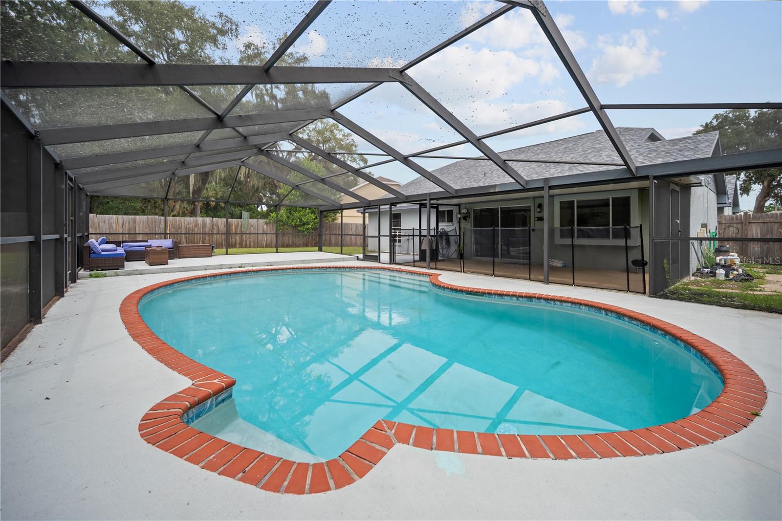 2041 SHADOW PINE DR — photo 23