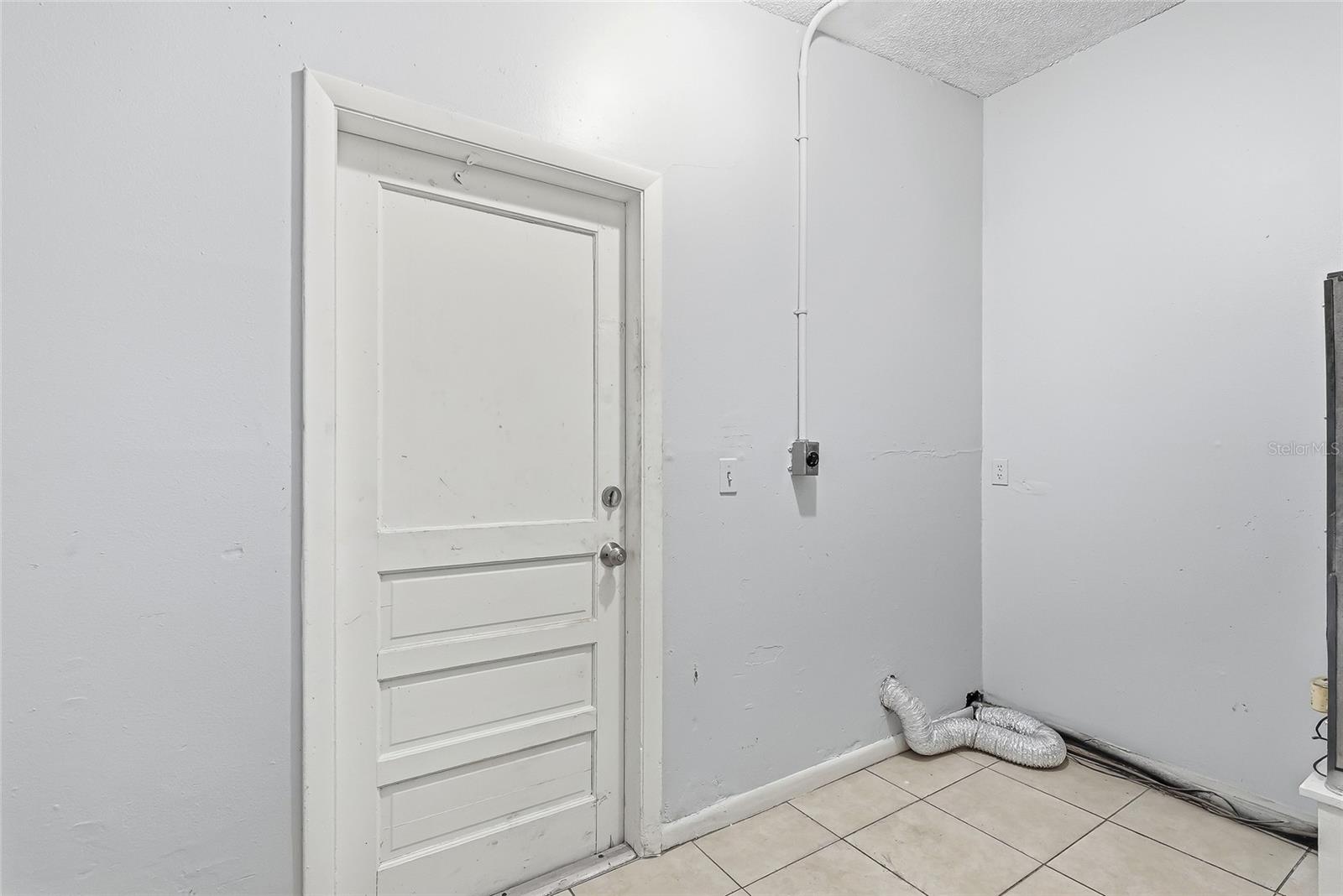 1408 E 140TH AVE — photo 18