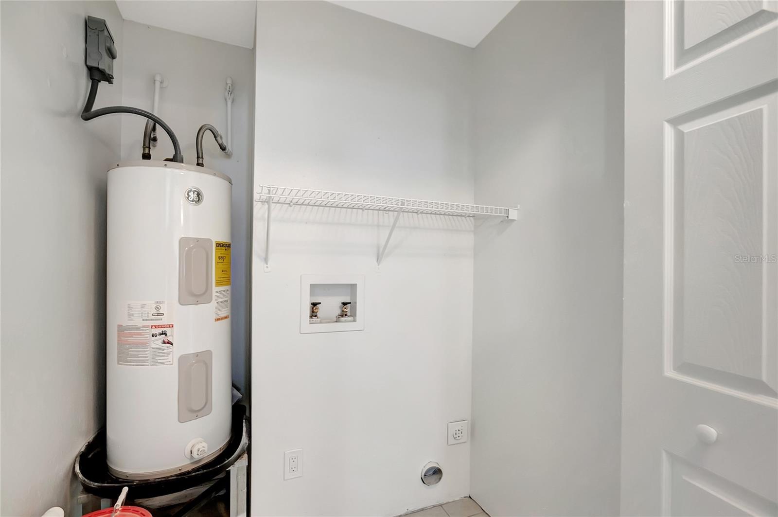 3908 E HENRY AVE — photo 28