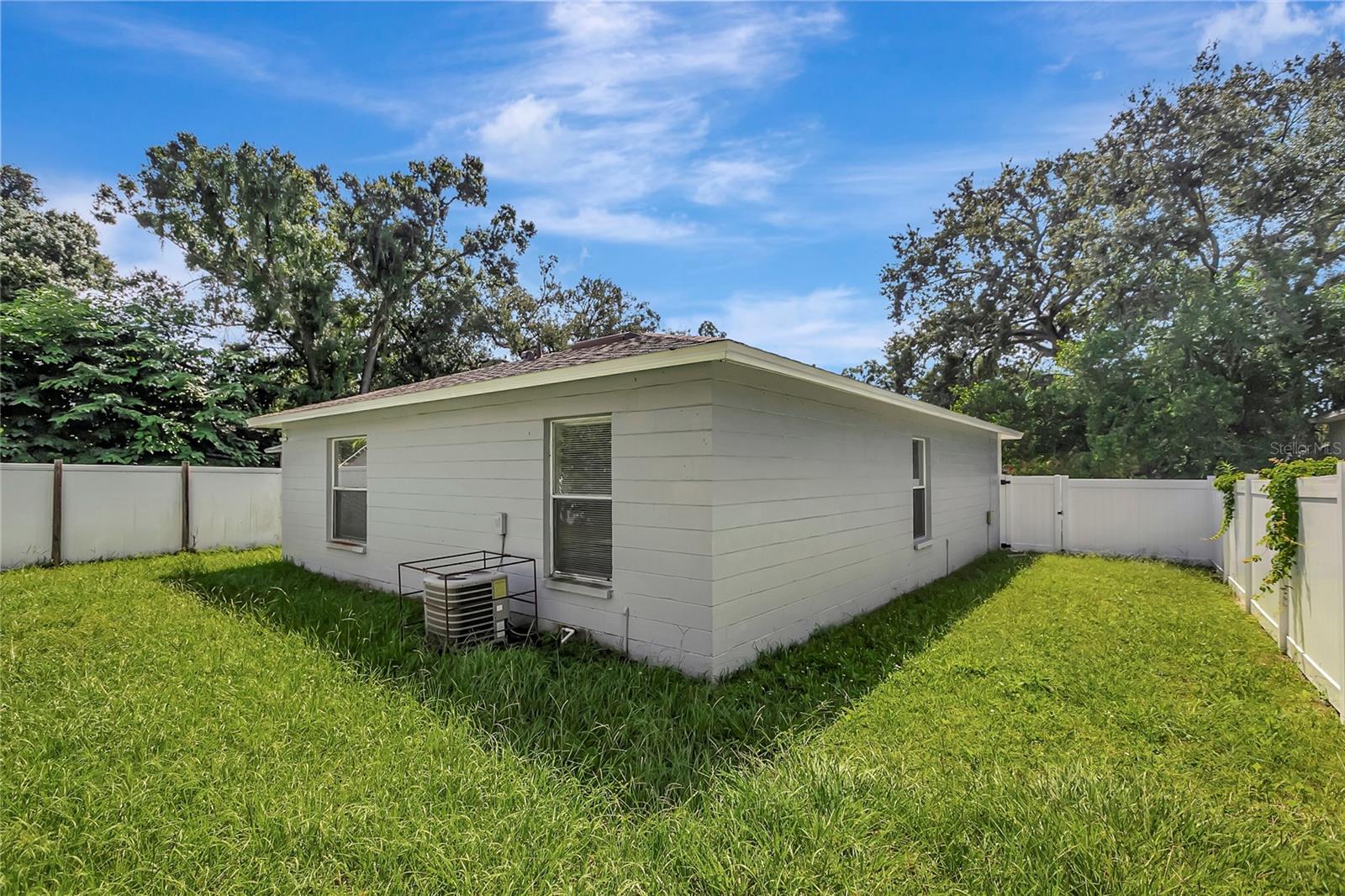 3908 E HENRY AVE — photo 31
