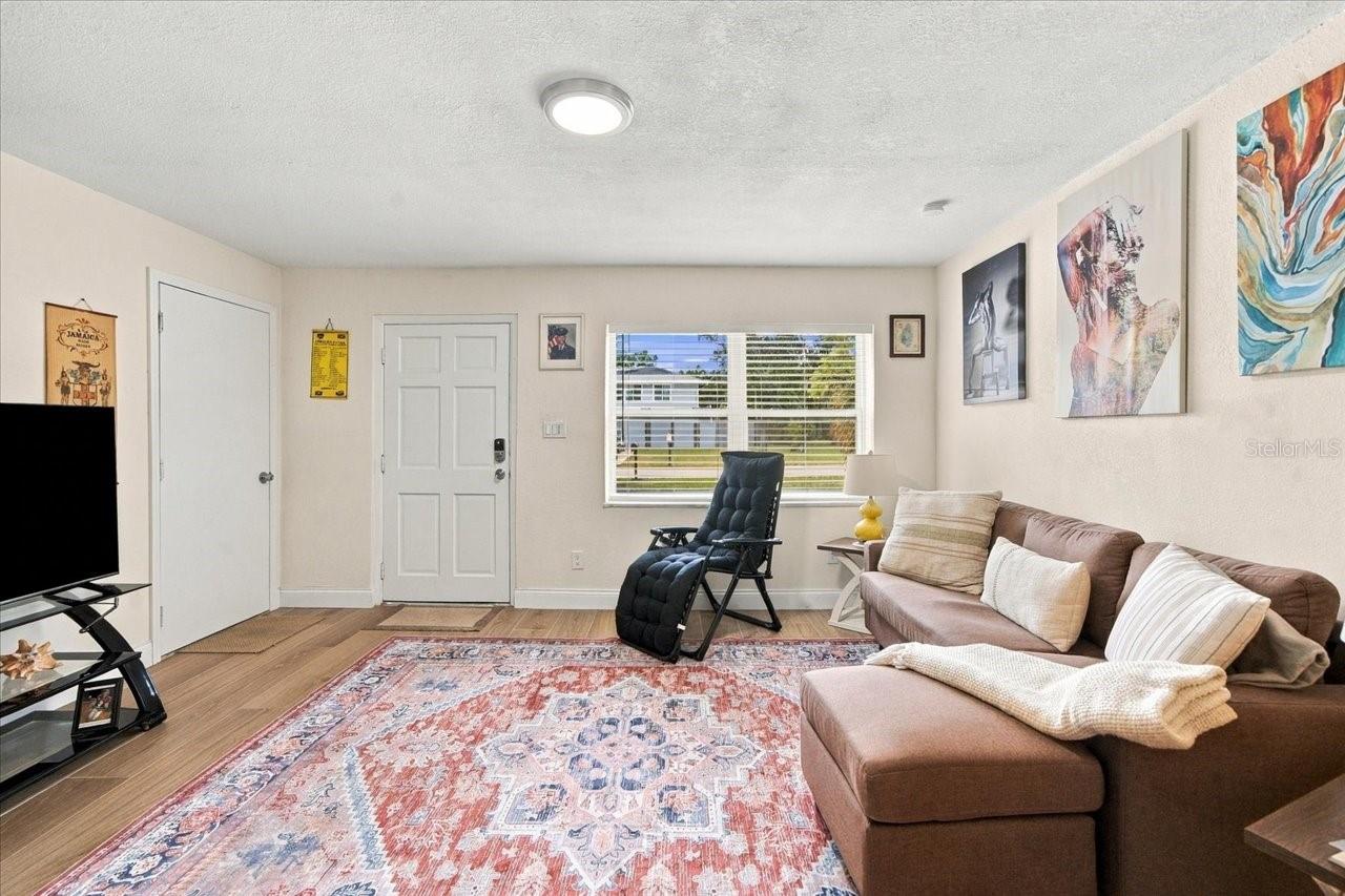 8223 GULF WAY — photo 8