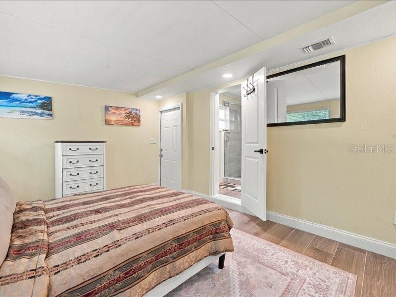 8223 GULF WAY — photo 30