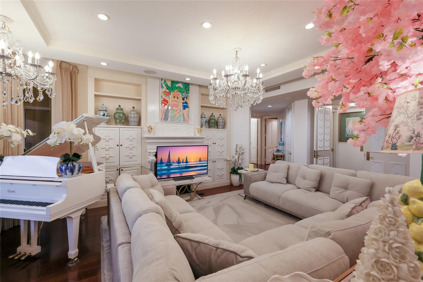 35 WATERGATE DR #804 — photo 8