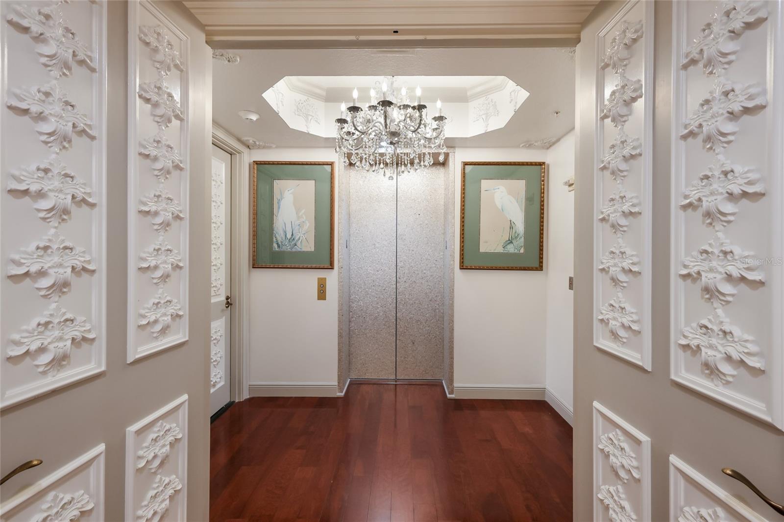 35 WATERGATE DR #804 — photo 3
