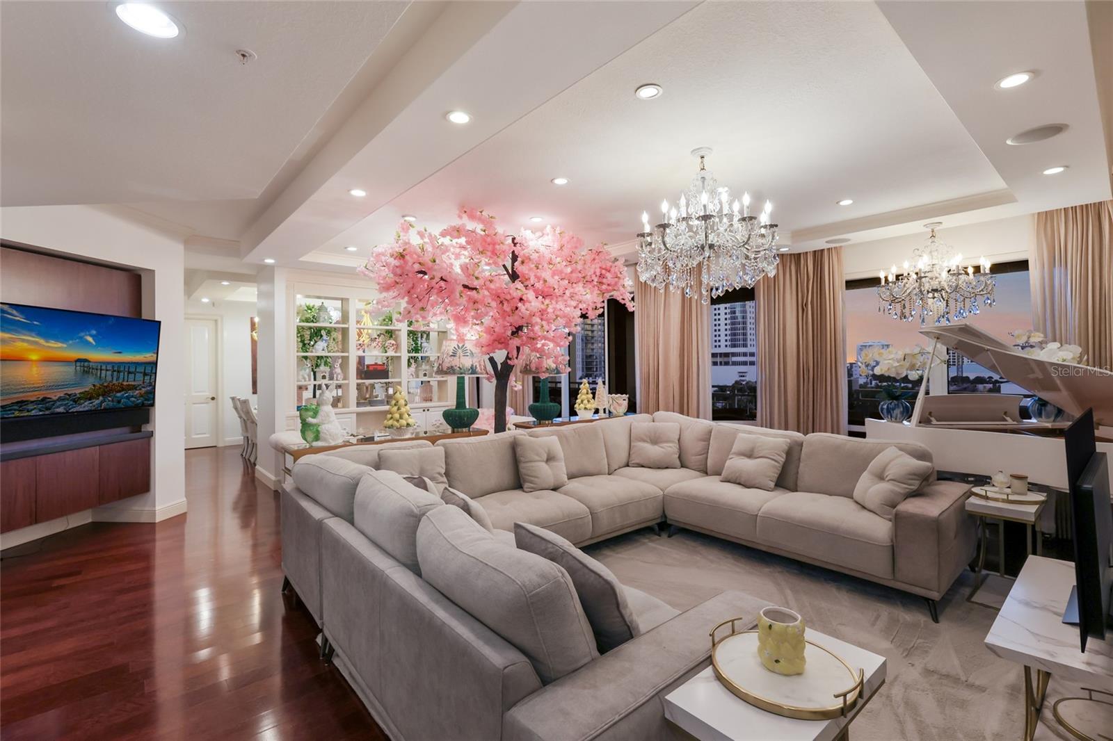 35 WATERGATE DR #804 — photo 9