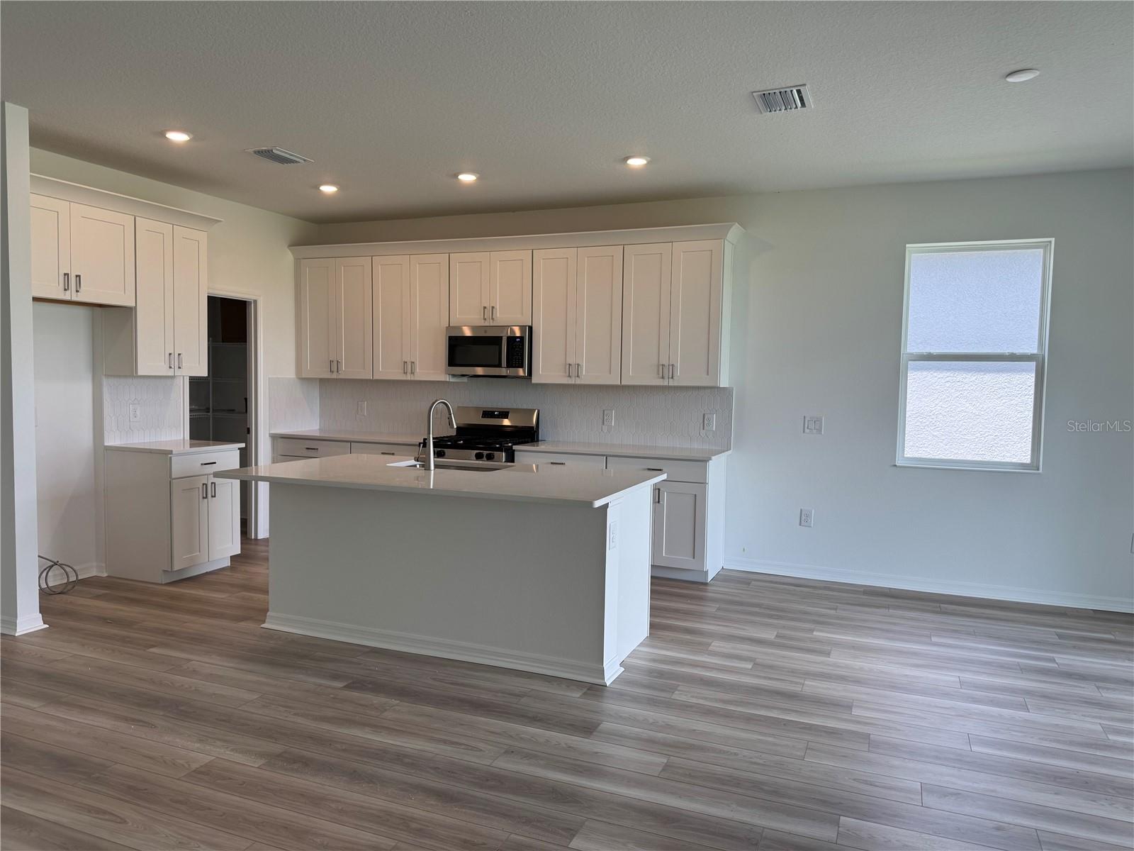 8708 CANARD CV — photo 40