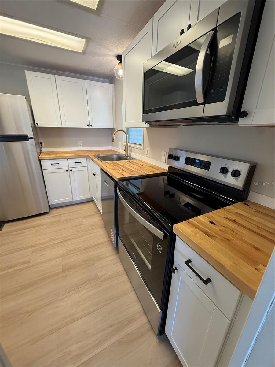 6710 36TH AVE E #32 — photo 13