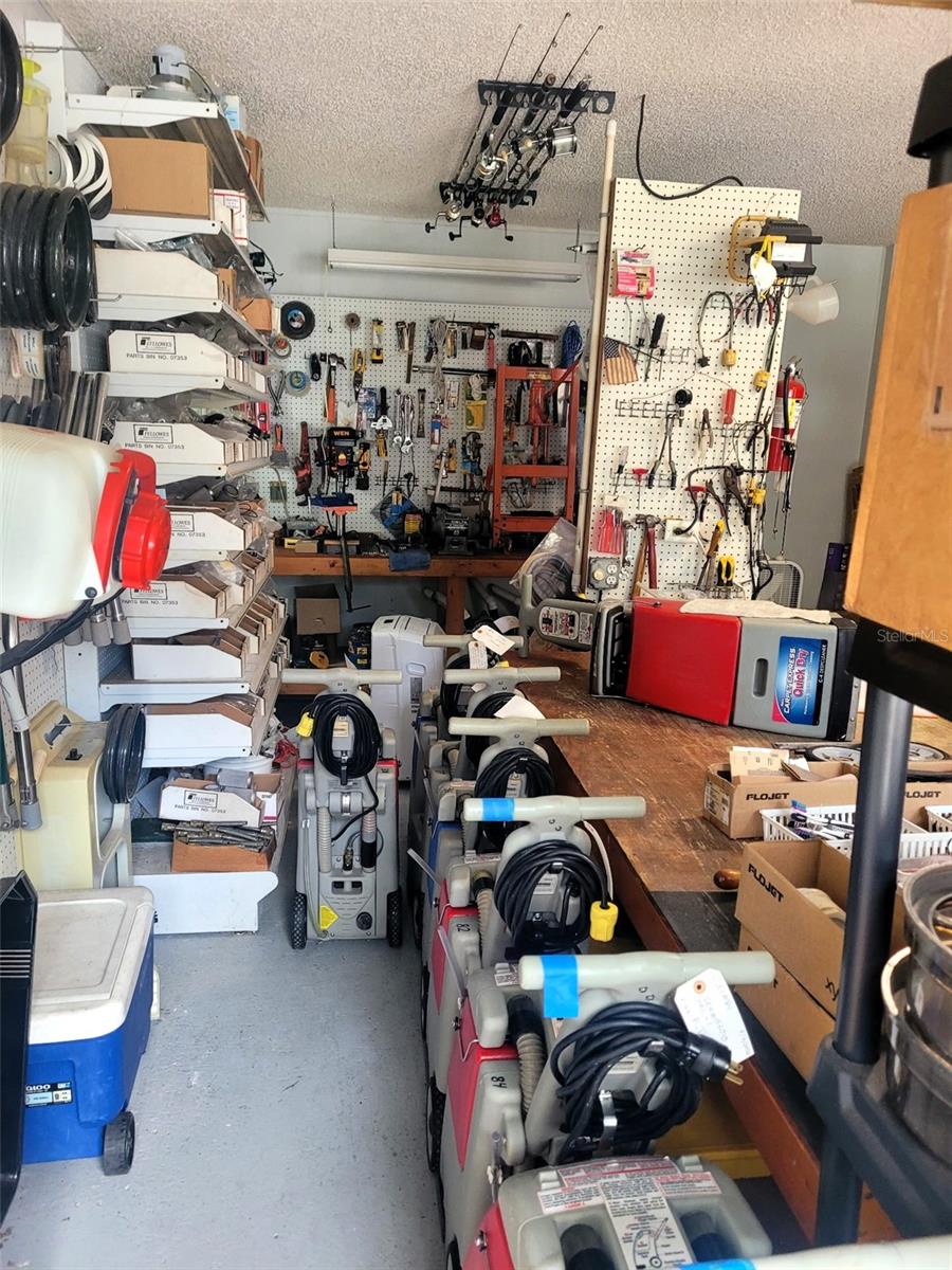 Home in TAMPA — photo 15