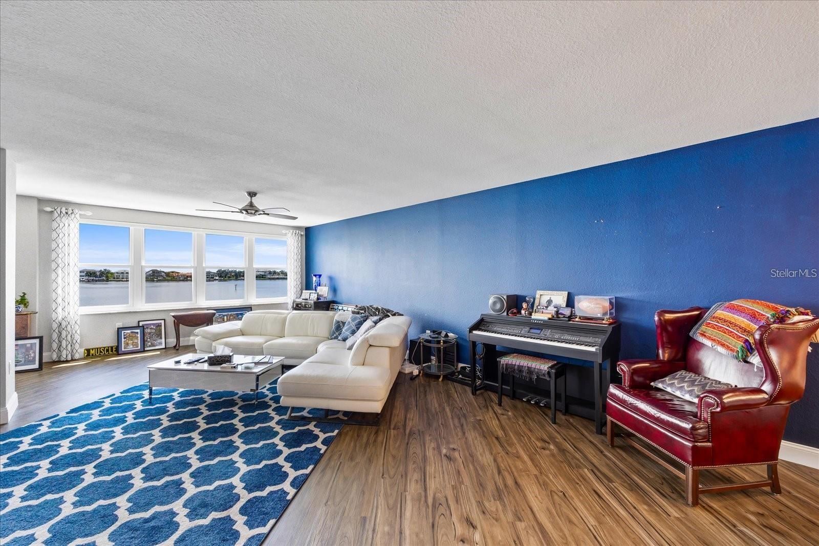 5200 BRITTANY DR S #303 — photo 7