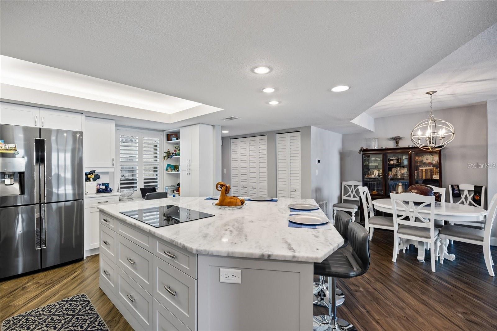 5200 BRITTANY DR S #303 — photo 9