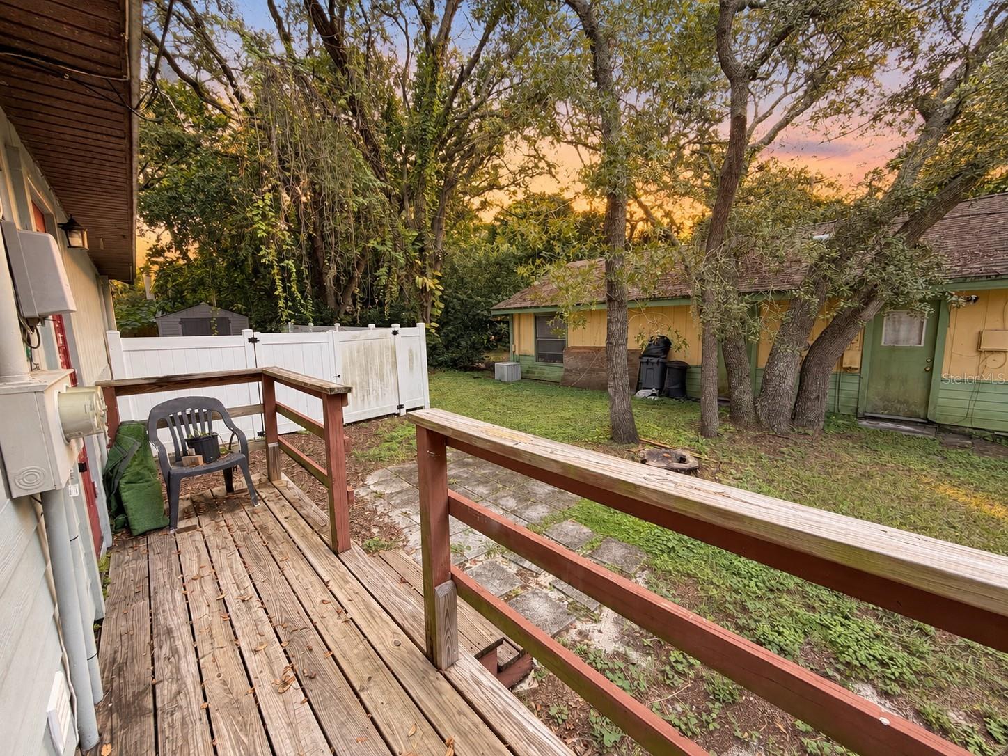 1788 POINSETTIA AVE — photo 10