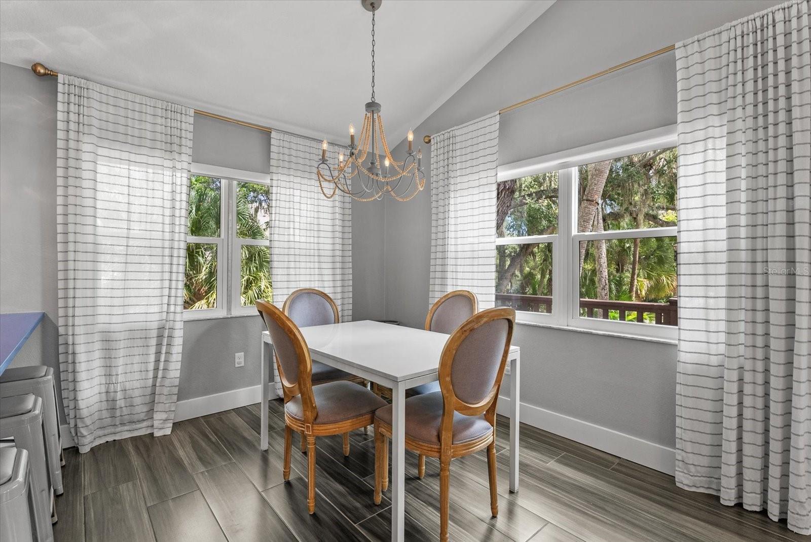 3376 S SECLUSION DR — photo 12