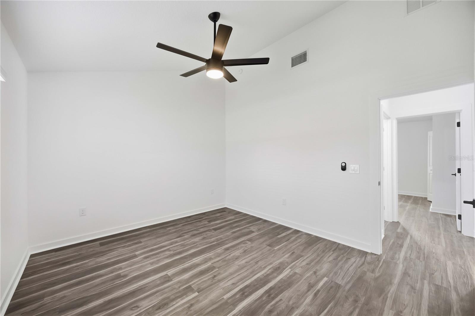 1665 KIRKWOOD ST — photo 9