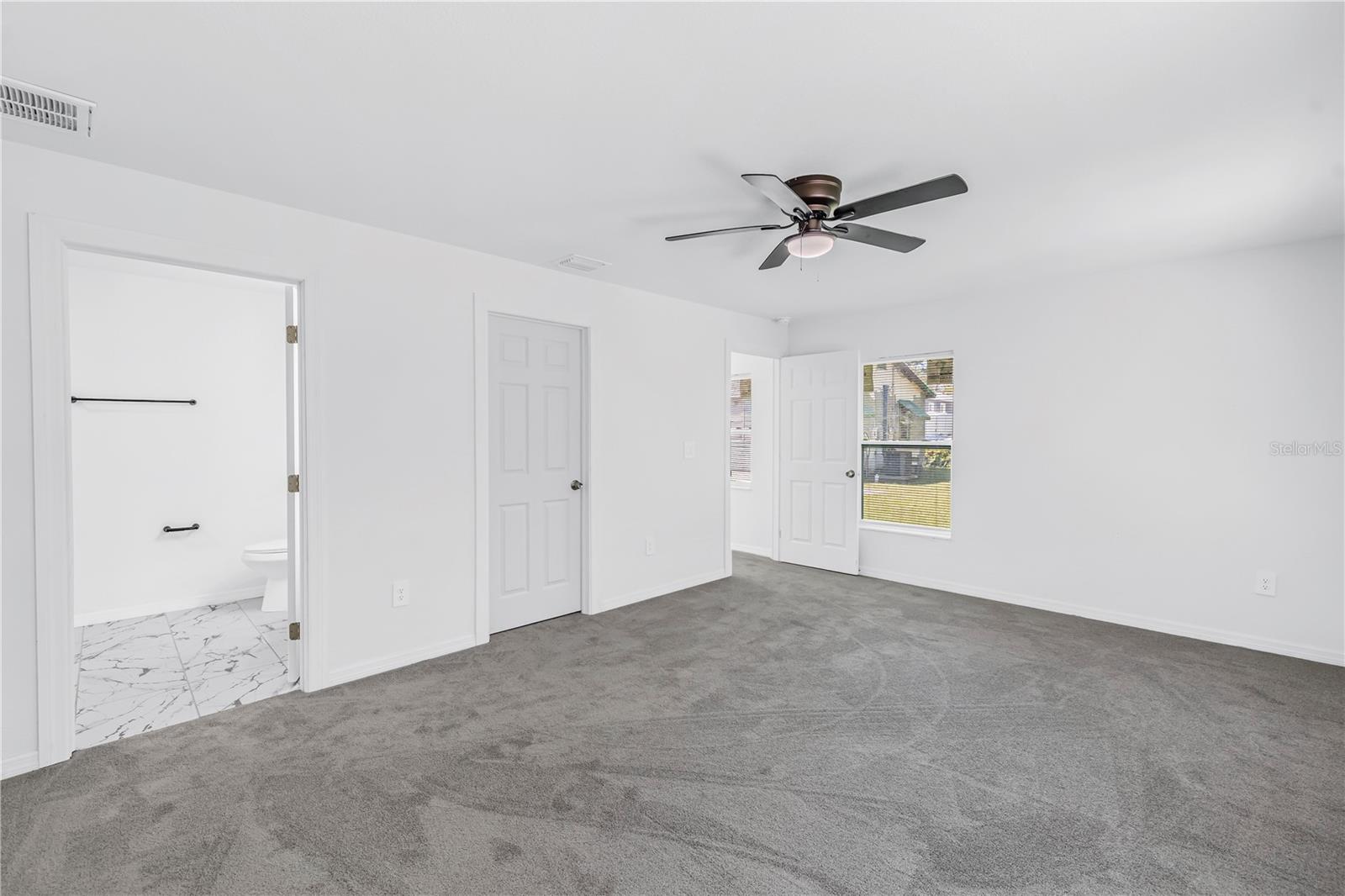 835 QUEENSBORO AVE S — photo 31