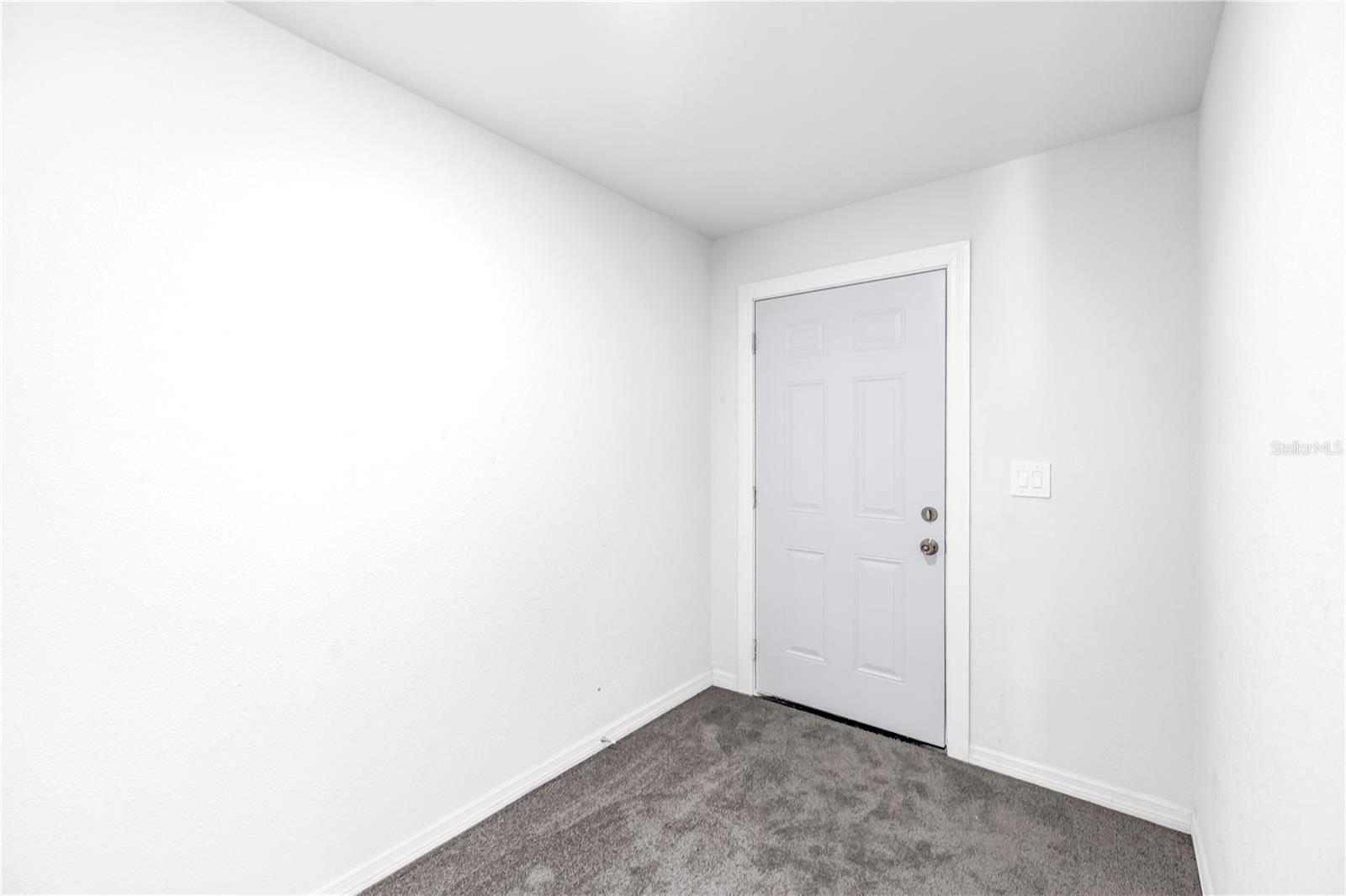 835 QUEENSBORO AVE S — photo 10