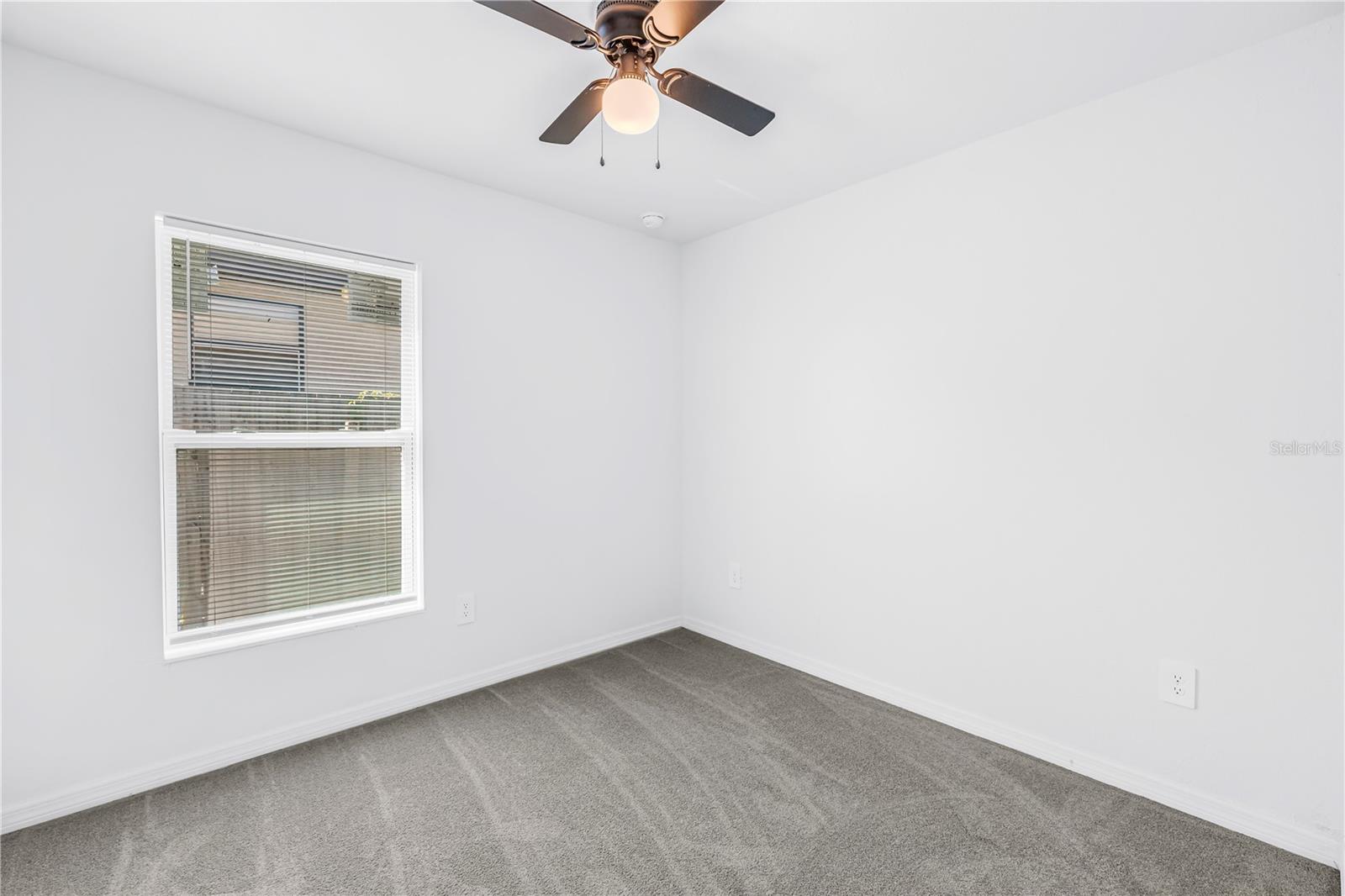 835 QUEENSBORO AVE S — photo 14
