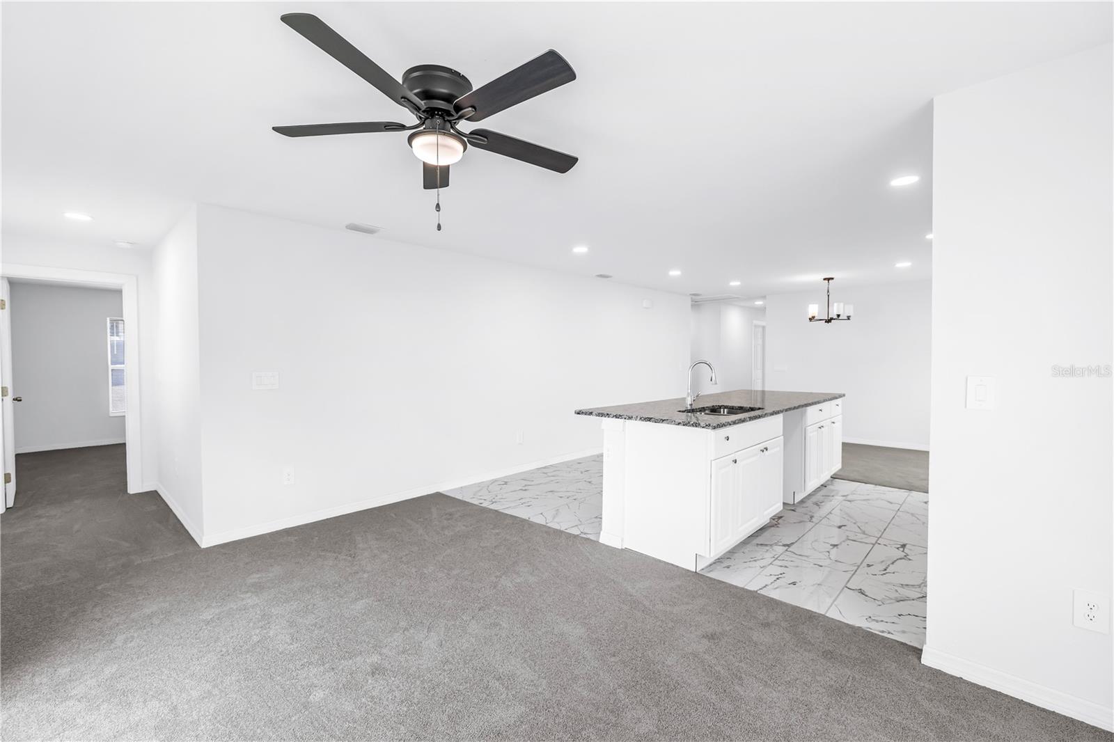 835 QUEENSBORO AVE S — photo 27