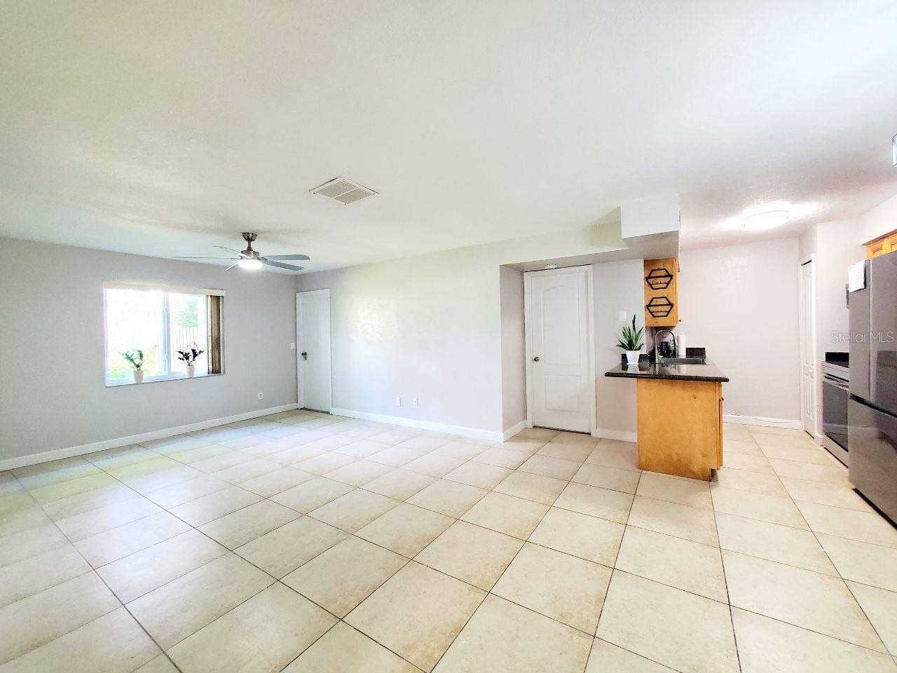 209 RED CEDAR PL #209 — photo 2