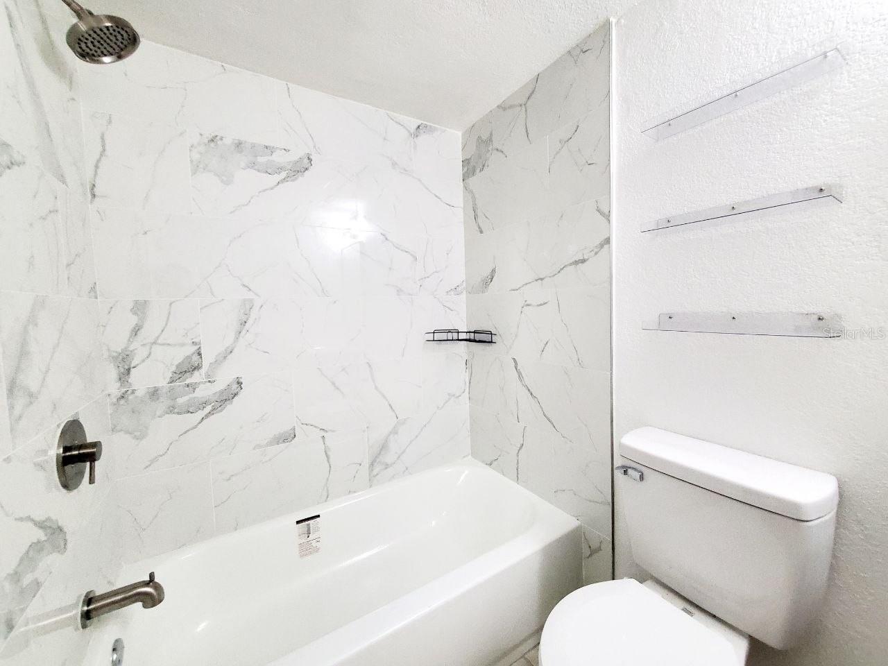 209 RED CEDAR PL #209 — photo 18