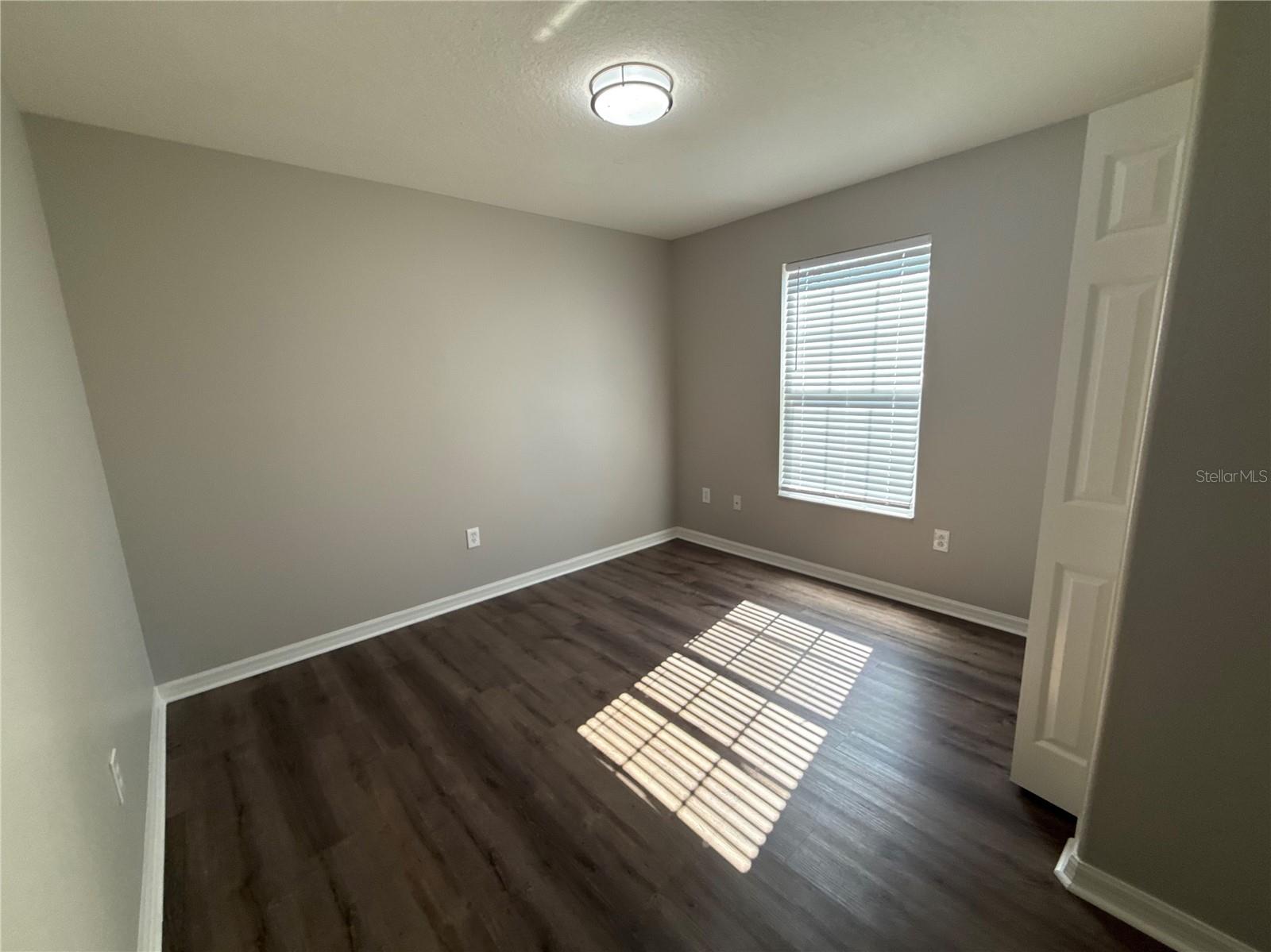 10239 NEWMINSTER LOOP — photo 24