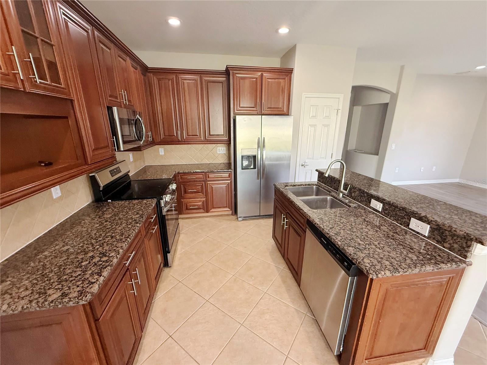 10239 NEWMINSTER LOOP — photo 10