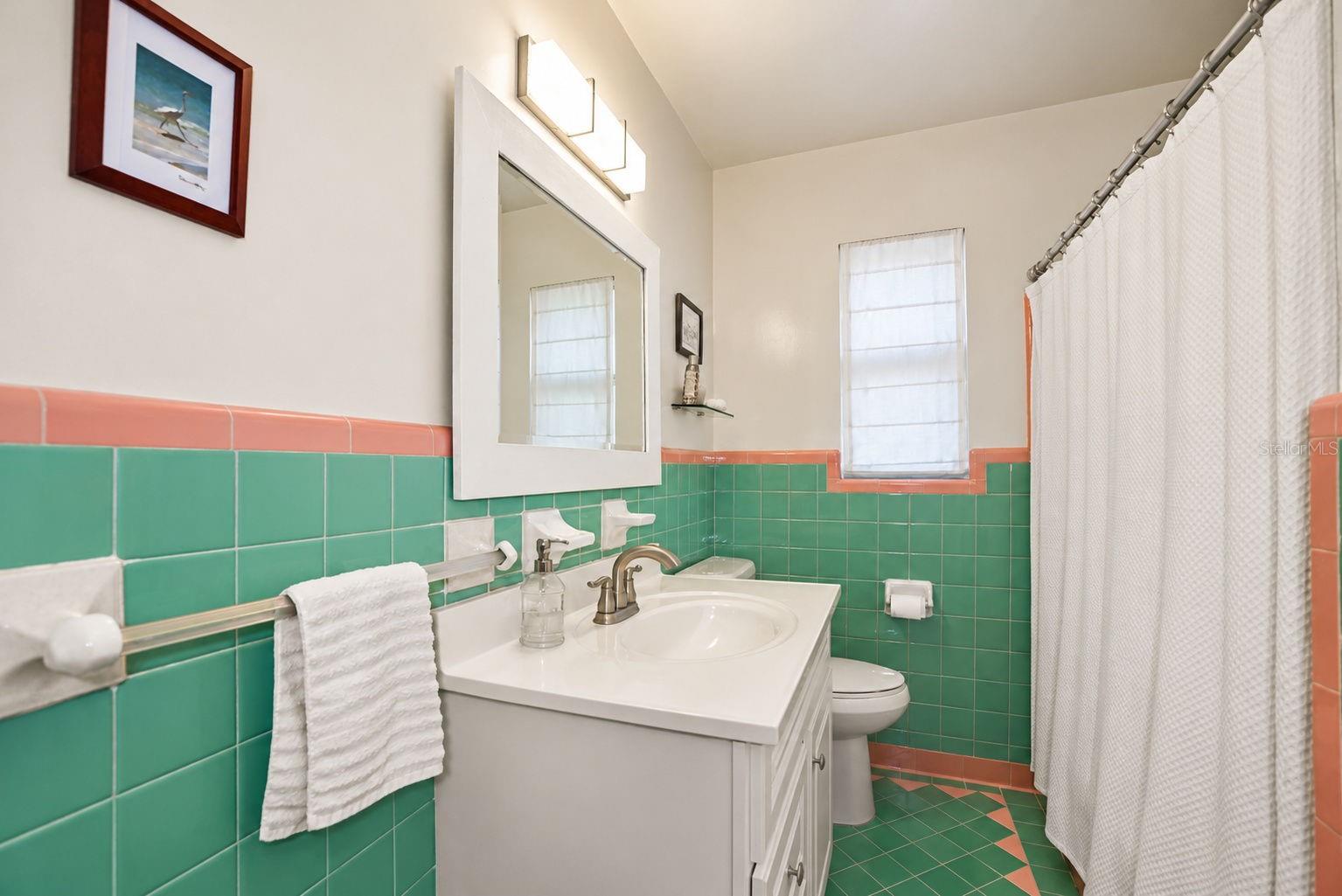 1725 SAN MATEO DR — photo 39
