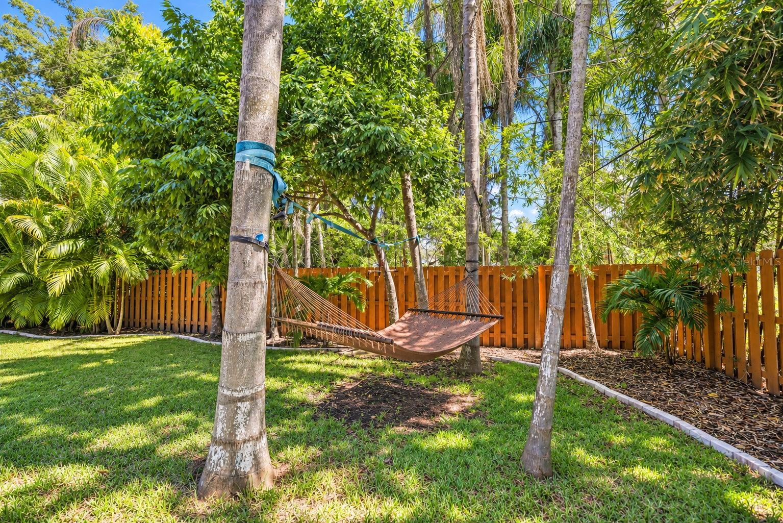 1725 SAN MATEO DR — photo 60