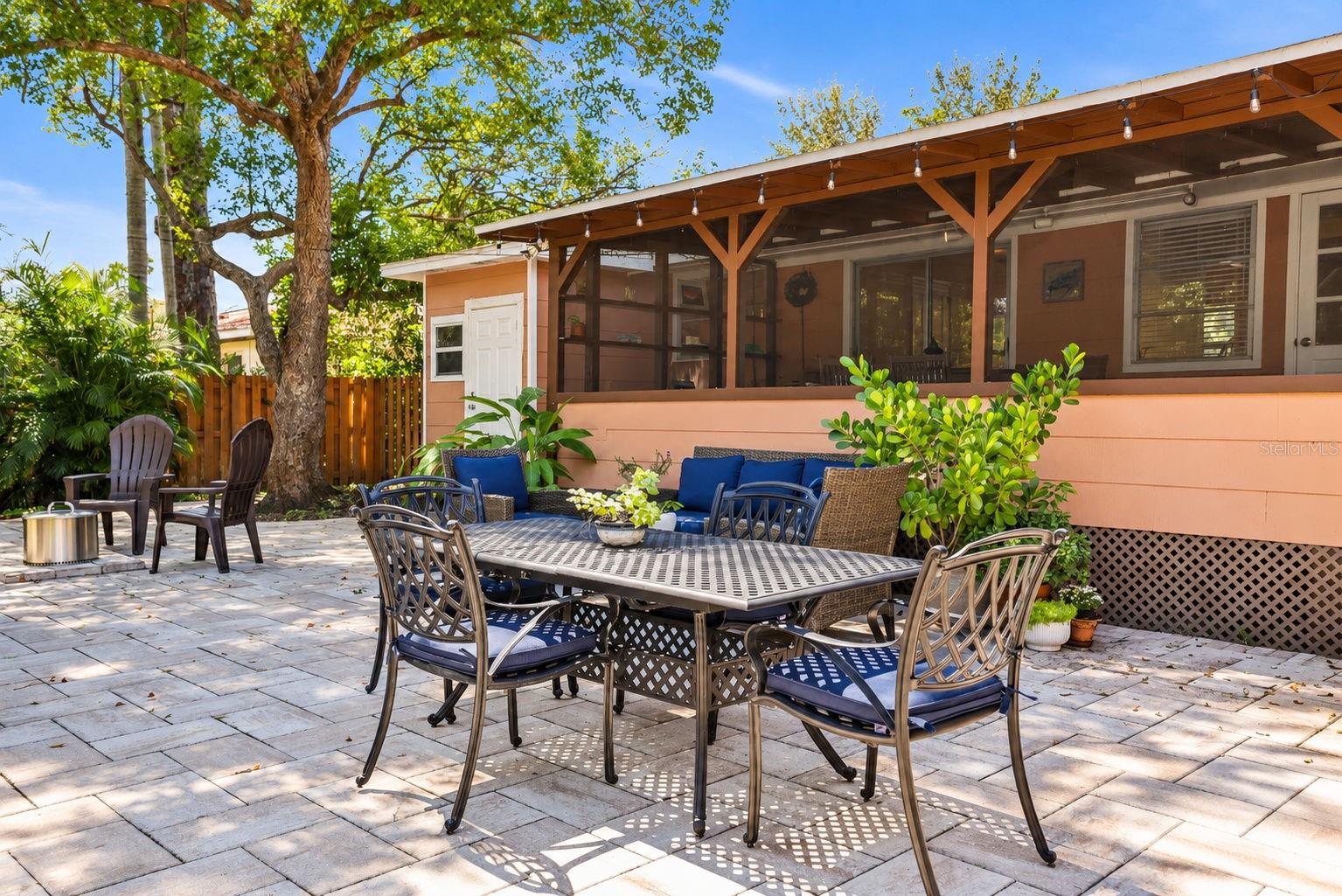 1725 SAN MATEO DR — photo 45